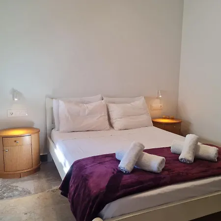 Sarri Appartments Apartament *